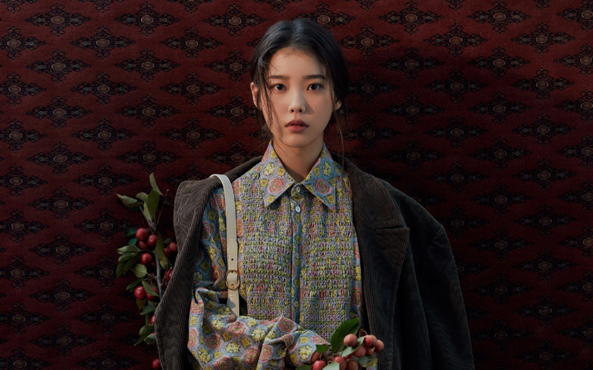 开云中国-公牛险胜掘金，季后赛首轮中德罗赞三分雨不断，公牛签下德罗赞