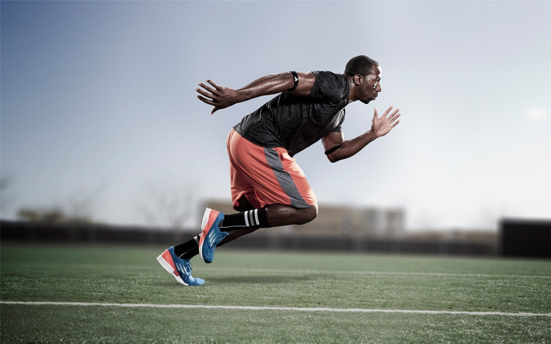 开云综合服务-全国马拉松接力赛，团队奋战共创佳绩，马拉松接力几个人跑